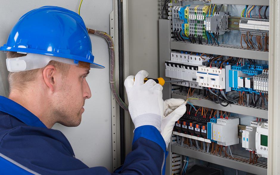 dépannage électricien Lamorlaye
